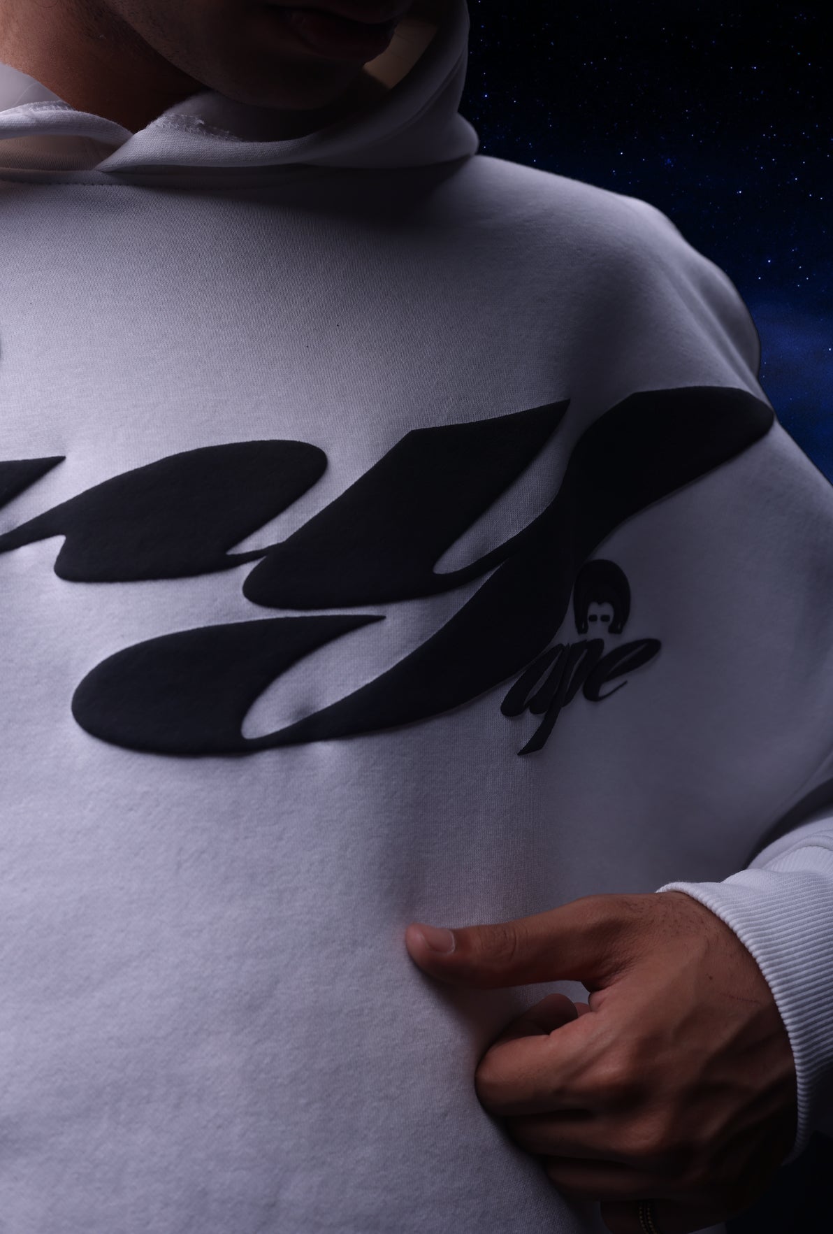 WHITE NIGHTWING HOODIE
