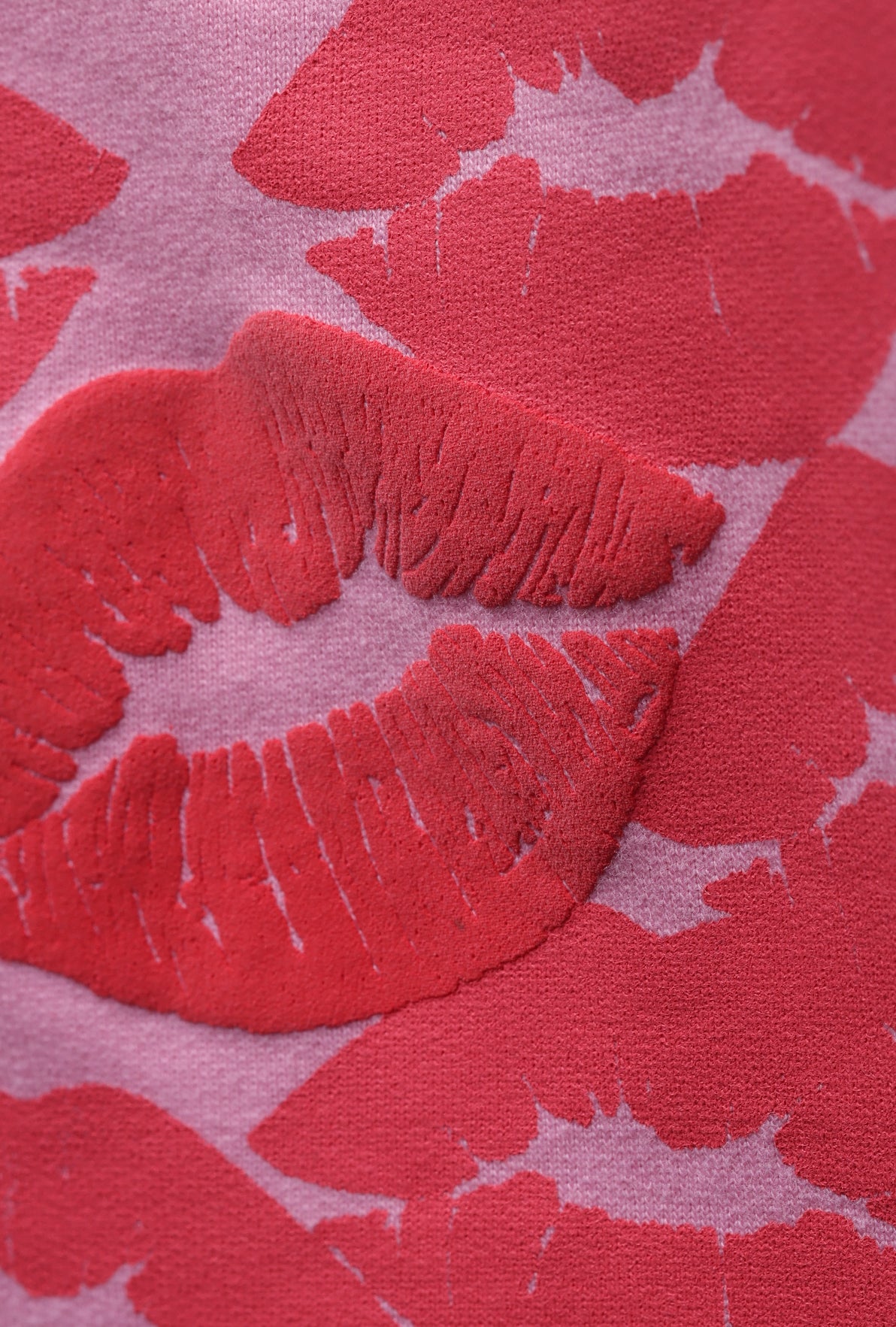 SWEET TROUBLE T-SHIRT