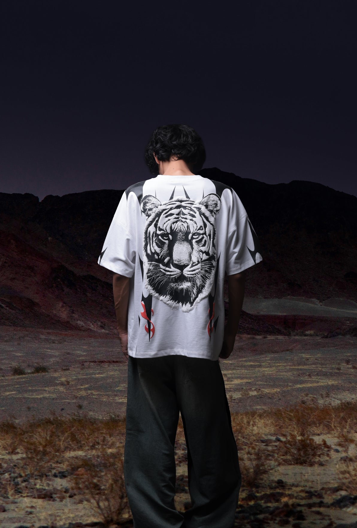 IVORY PREDATOR T-SHIRT