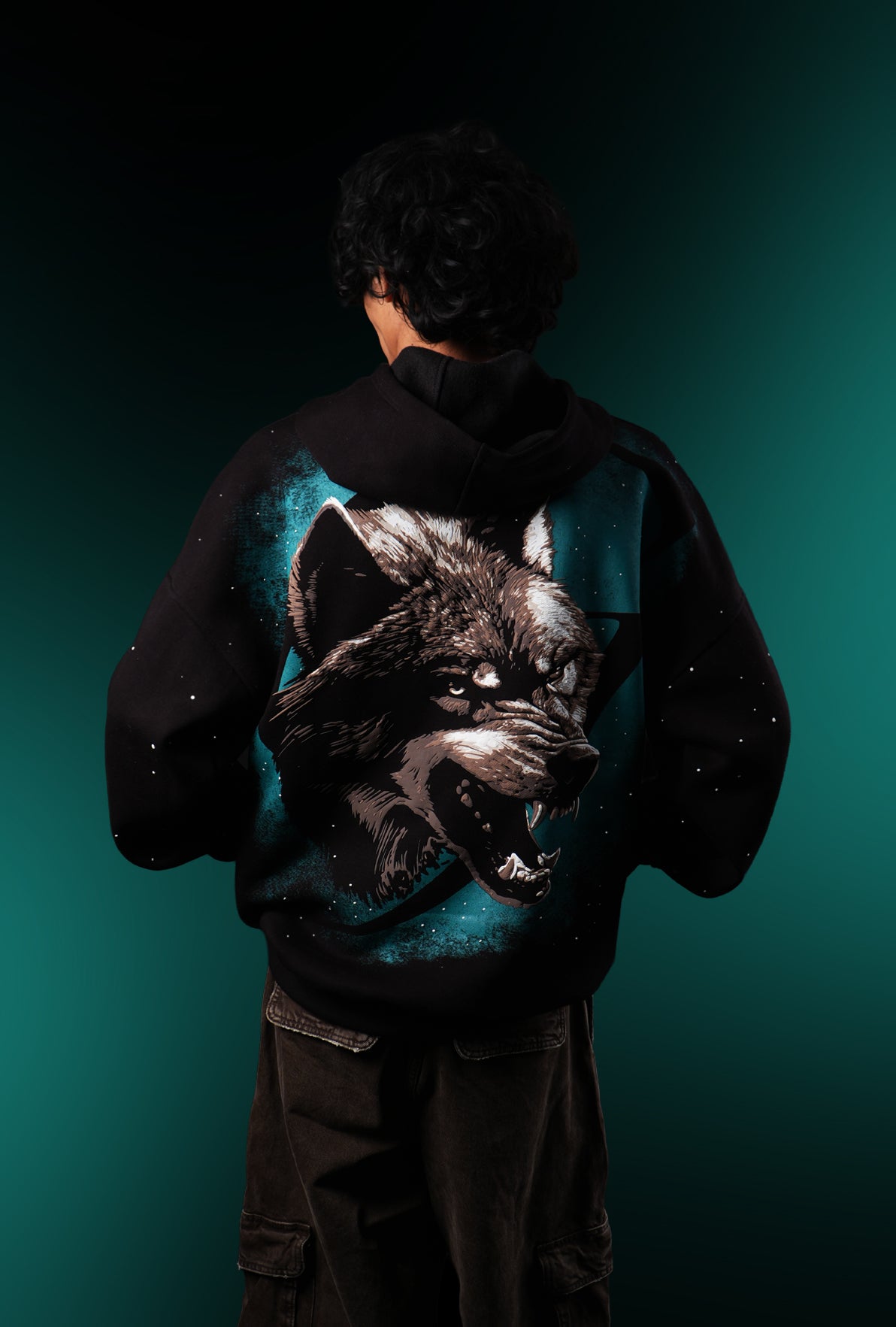 BLACK HOWL HOODIE