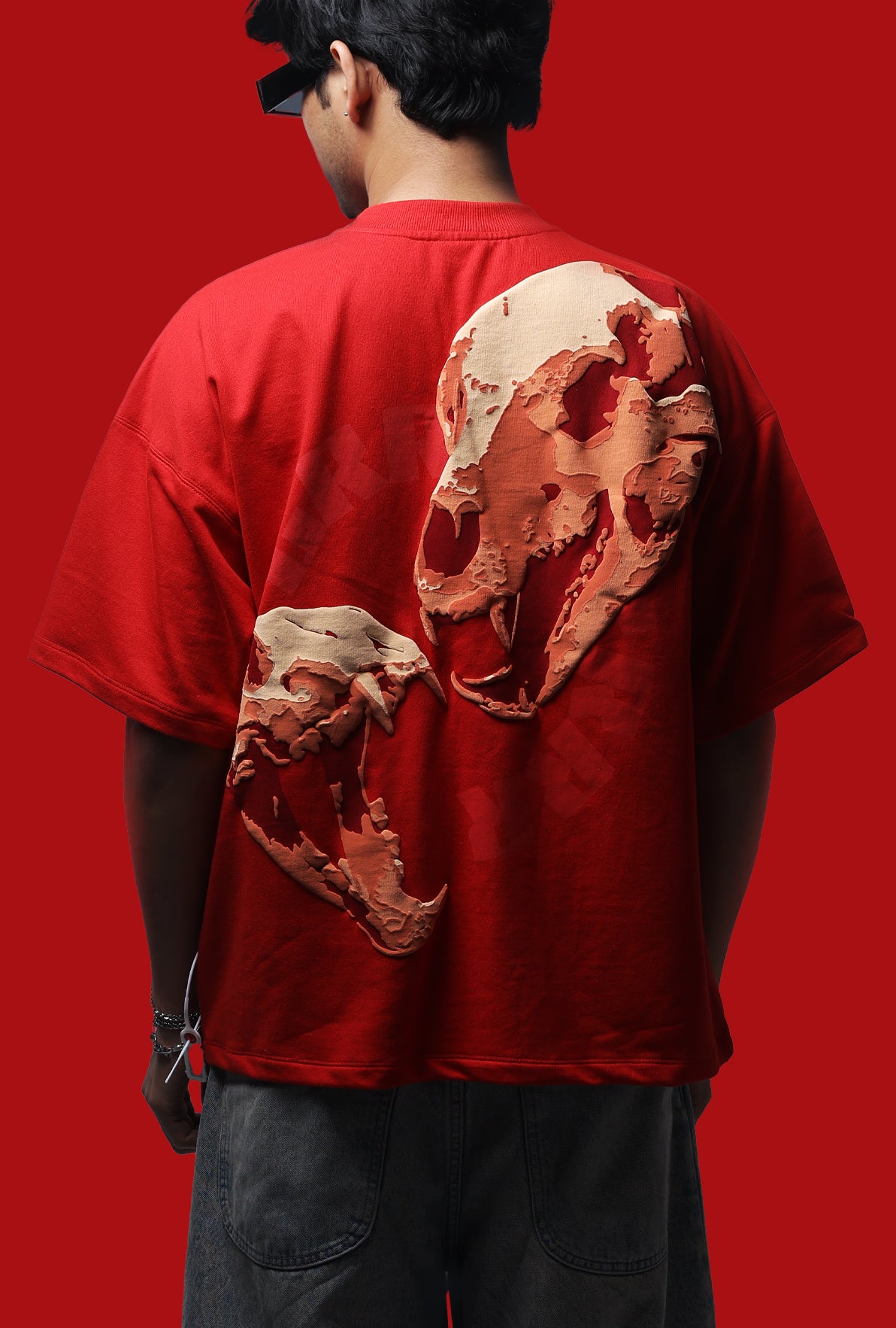 RED PREDATOR T-SHIRT – GRYAPE
